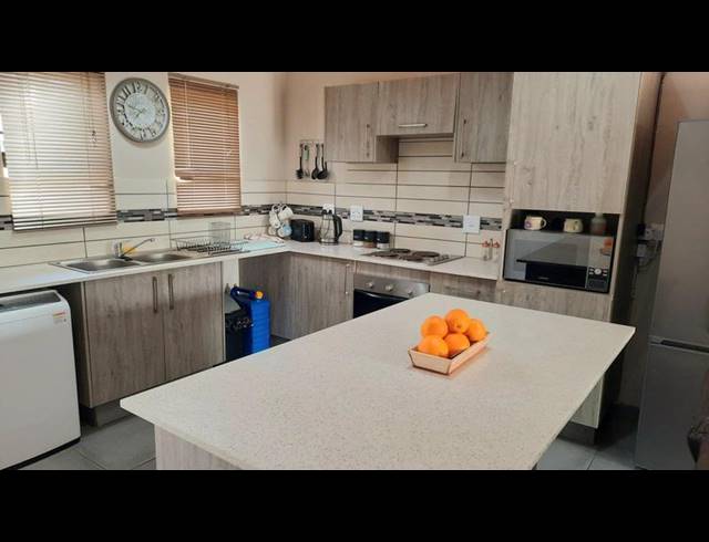 3 BEDROOM PROPERTY TO RENT IN WATERKLOOF EAST